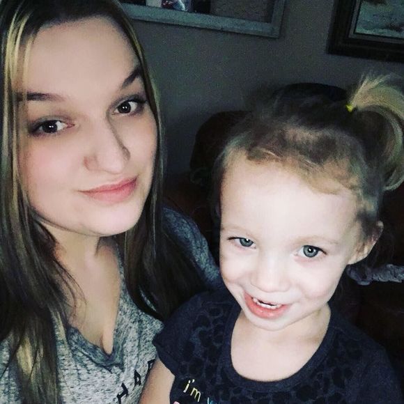 Meet your Posher, Whitney - Picture 1 of 1